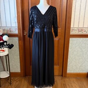 Chic Black Sequin Gown